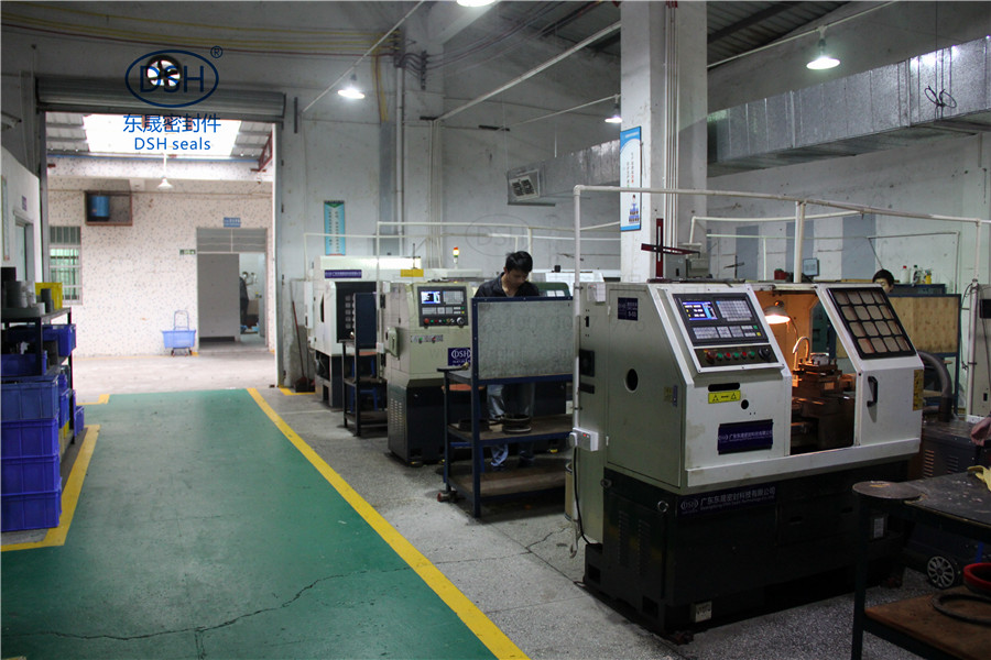 數(shù)控車床（自動化機(jī)床；CNC lathe）